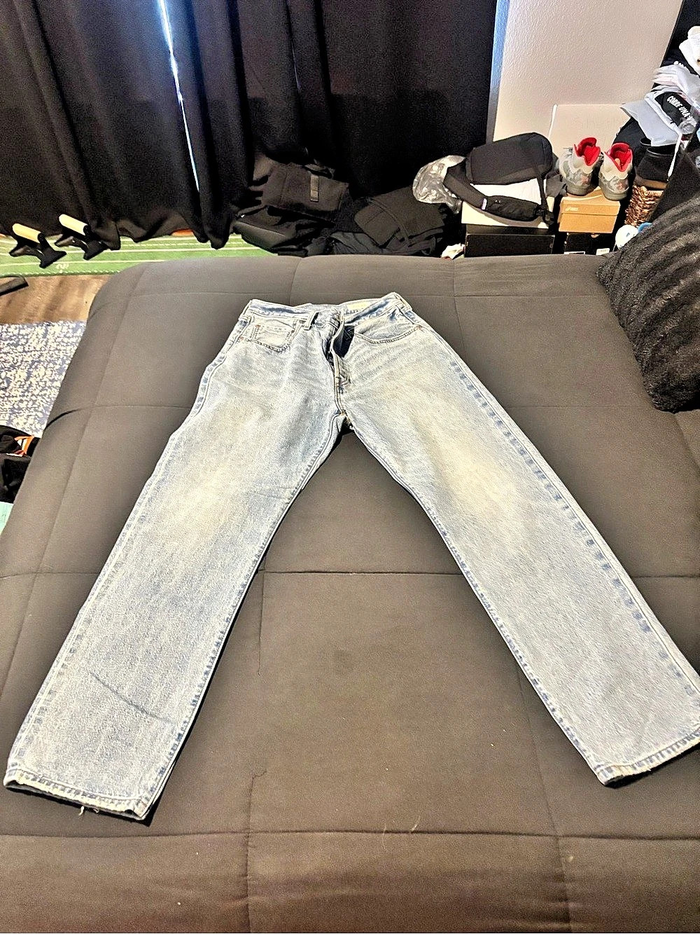 Levi's 501 Straight Leg - inseam 30 waist 29-30